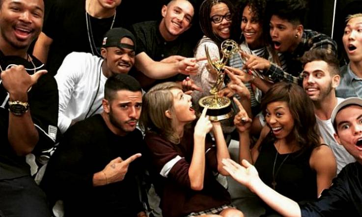 Taylor Swift Won an Emmy, Takes Selfies with it 'ALL DAY'