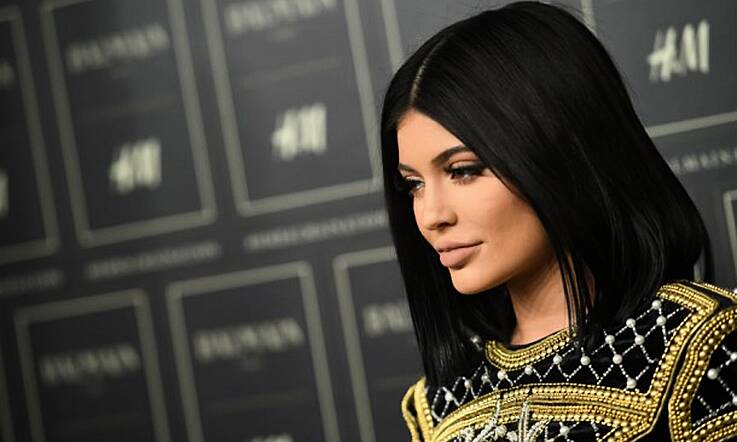 The Kardashian Kronicals: How To Get Kylie's Balmain x H&M Look