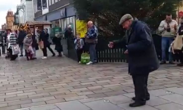 This Elderly Man Has Christmas Spirit in Spades