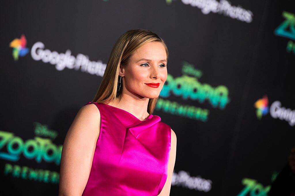 Actress Kristen Bell attends the Disney Premiere of Zootopia in Hollywood, California, on February 17, 2016.
 / AFP / VALERIE MACON        (Photo credit should read VALERIE MACON/AFP/Getty Images)