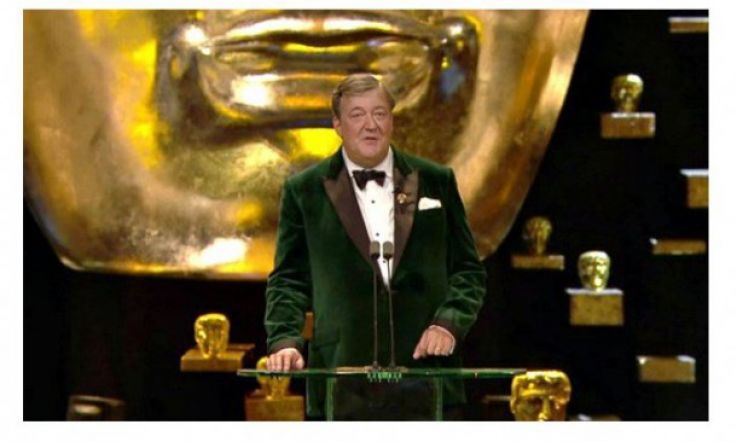 Stephen Fry pens blog post about quitting twitter