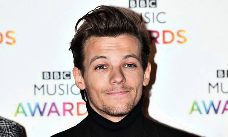 Louis Tomlinson posts another skin-to-skin photo with son