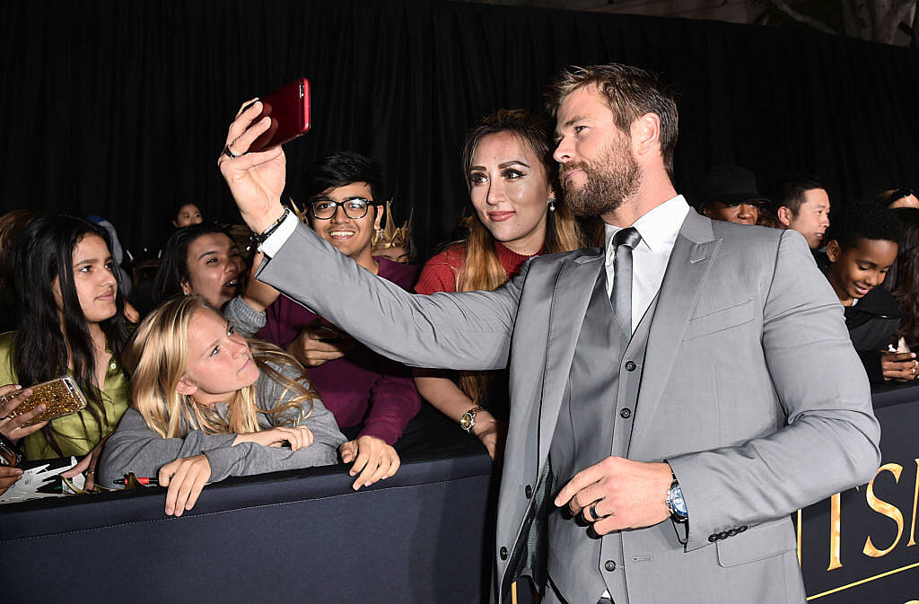 WESTWOOD, CALIFORNIA - APRIL 11:  Actor Chris Hemsworth attends the premiere of Universal Pictures' "The Huntsman: Winter's War"  at the Regency Village Theatre on April 11, 2016 in Westwood, California.  (Photo by Kevin Winter/Getty Images)