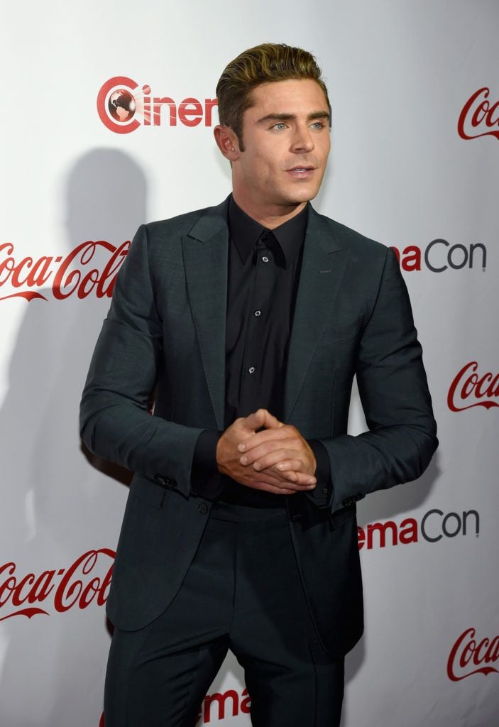 LAS VEGAS, NV - APRIL 14:  Actor Zac Efron, one of the recipients of the Comedy Stars of the Year Award, attends the CinemaCon Big Screen Achievement Awards brought to you by the Coca-Cola Company at Omnia Nightclub at Caesars Palace during CinemaCon, the official convention of the National Association of Theatre Owners, on April 14, 2016 in Las Vegas, Nevada.  (Photo by Ethan Miller/Getty Images )