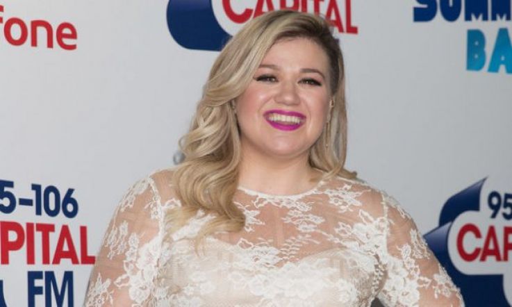 Kelly Clarkson shares the most adorable photos of newborn son