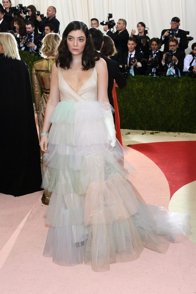 NEW YORK, NY - MAY 02: Lorde attends the "Manus x Machina: Fashion In An Age Of Technology" Costume Institute Gala at Metropolitan Museum of Art on May 2, 2016 in New York City.  (Photo by Larry Busacca/Getty Images)