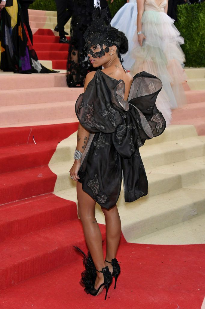 NEW YORK, NY - MAY 02:  Zo Kravitz attends the "Manus x Machina: Fashion In An Age Of Technology" Costume Institute Gala at Metropolitan Museum of Art on May 2, 2016 in New York City.  (Photo by Larry Busacca/Getty Images)