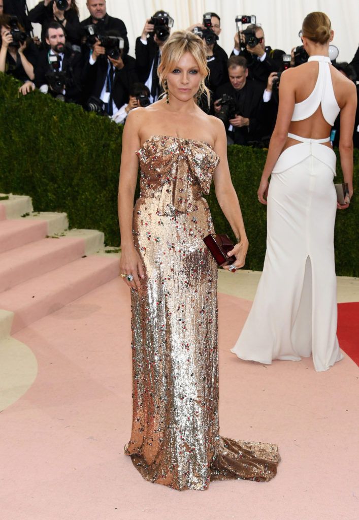 NEW YORK, NY - MAY 02:  Actress Sienna Miller attends the "Manus x Machina: Fashion In An Age Of Technology" Costume Institute Gala at Metropolitan Museum of Art on May 2, 2016 in New York City.  (Photo by Larry Busacca/Getty Images)