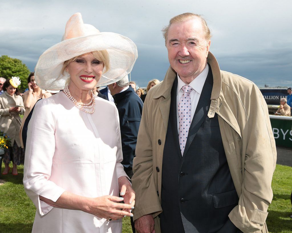 Joanna Lumley and Dermot Weld at the Killashee Irish Tatler Style Icon competition at The 1000 Guineas at the Curragh Racecouse,Kildare.  Celebrity judge Yvonne Connolly joined Ciara McElligott of Killashee Hotel and publishing entrepreneur Norah Casey in the search for the ultimate iconic male and female looks from the race day punters. .Picture Brian McEvoy.