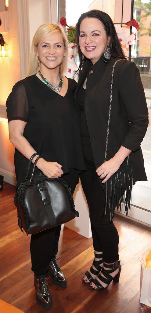 Melanie Morris and Triona McCarthy at the reveal of the Clarisonic Alfa and Mia Fit Sonic Cleansing Device at Counter Culture, Dublin (Photo by Brian McEvoy).