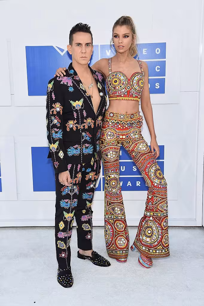 NEW YORK, NY - AUGUST 28:  Model Stella Maxwell and fashion designer Jeremy Scott attend the 2016 MTV Video Music Awards at Madison Square Garden on August 28, 2016 in New York City.  (Photo by Jamie McCarthy/Getty Images)