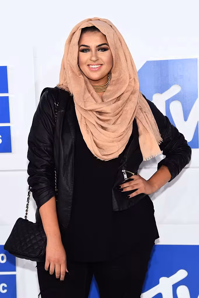 NEW YORK, NY - AUGUST 28:  Amani Al-Khatahtbeh attends the 2016 MTV Video Music Awards at Madison Square Garden on August 28, 2016 in New York City.  (Photo by Jamie McCarthy/Getty Images)