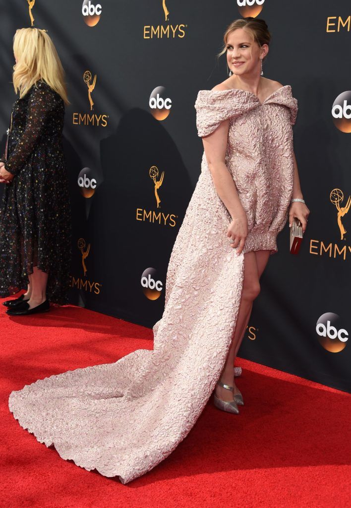 Actress Anna Chlumsky arrives for the 68th Emmy Awards on September 18, 2016 at the Microsoft Theatre in Los Angeles.  / AFP / Robyn Beck        (Photo ROBYN BECK/AFP/Getty Images)