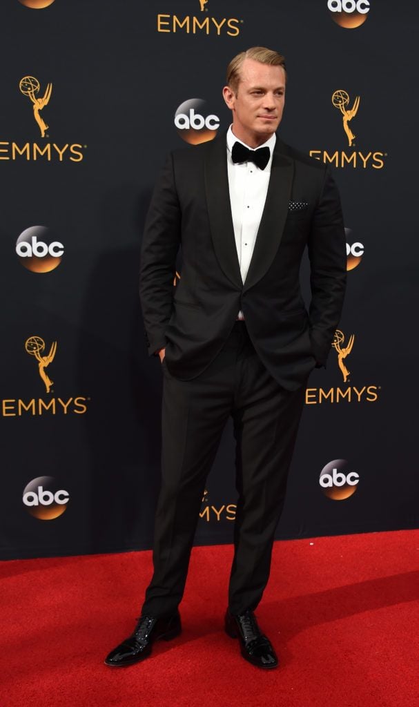 Joel Kinnaman arrives for the 68th Emmy Awards on September 18, 2016 at the Microsoft Theatre in Los Angeles.  / AFP / Robyn Beck        (Photo  ROBYN BECK/AFP/Getty Images)