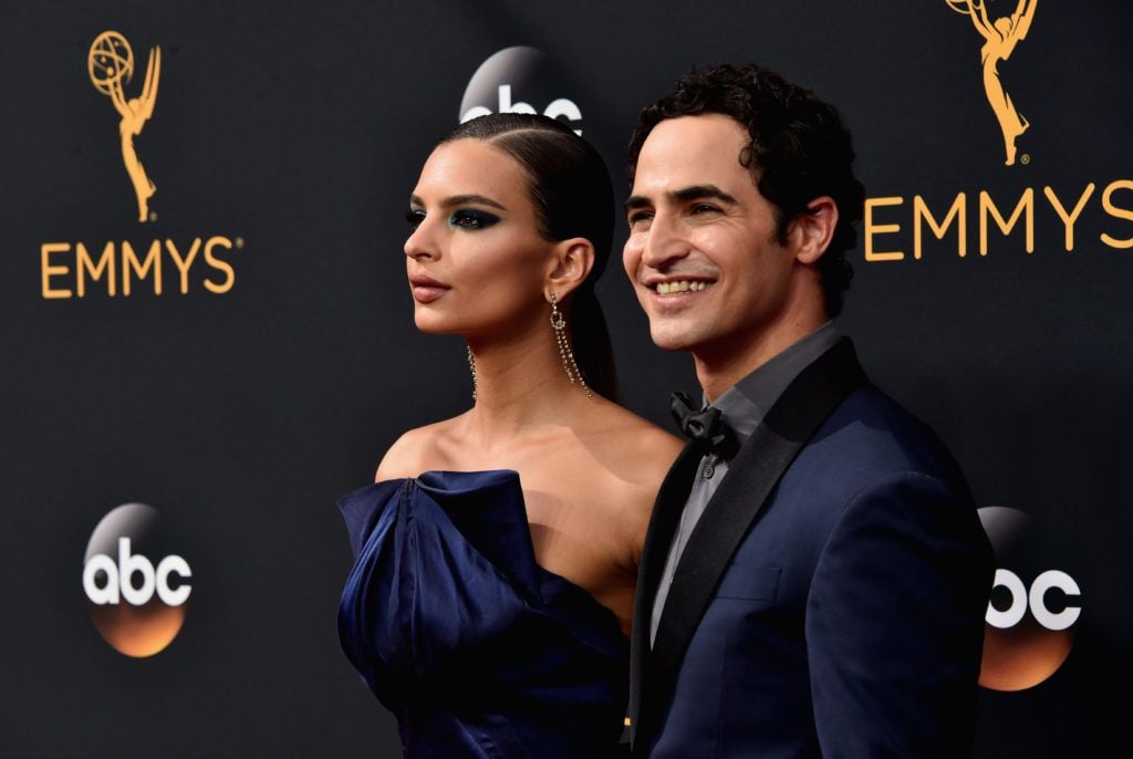 Actress Emily Ratajkowski and designer Zac Posen attend the 68th Annual Primetime Emmy Awards at Microsoft Theater on September 18, 2016 in Los Angeles, California.  (Photo by Alberto E. Rodriguez/Getty Images)