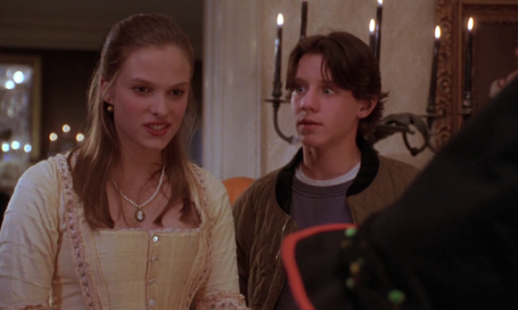 Remember Allison from Hocus Pocus? Here's what she looks like now