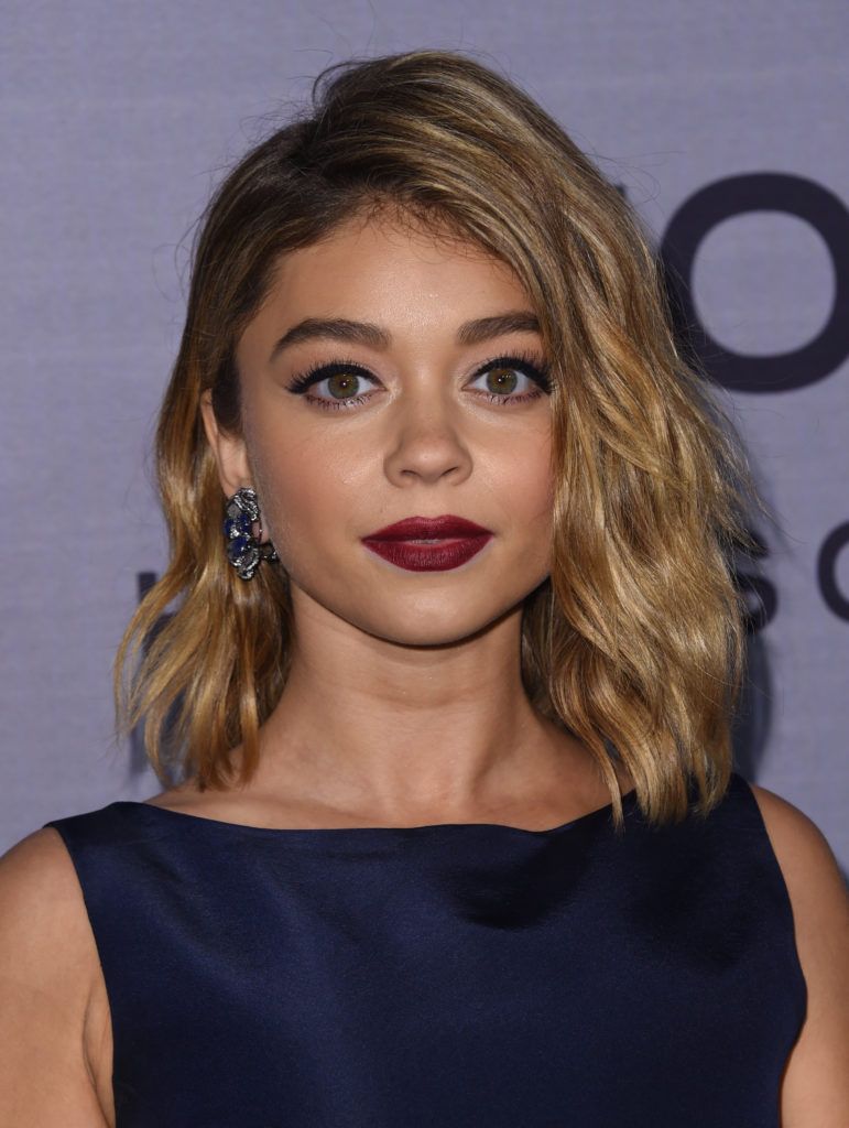 Sarah Hyland attends the 2nd annual InStyle awards with an intimate dinner at the Getty Center in Los Angeles, on October 24, 2016. / AFP / CHRIS DELMAS        (Photo CHRIS DELMAS/AFP/Getty Images)