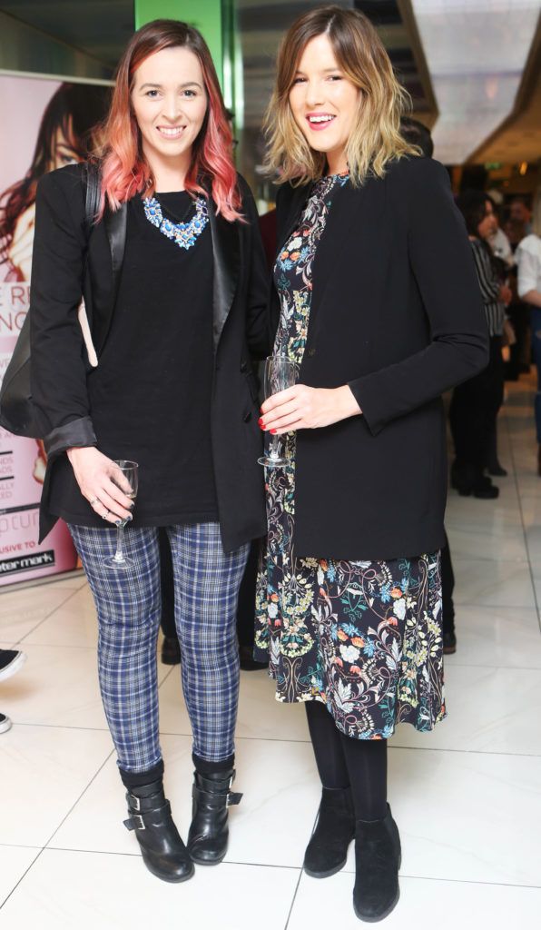 Lisa Hutchinson and Elle Gordon pictured at the Rapture launch event at Peter Mark Grafton St. Photo Leon Farrell/Photocall Ireland.
