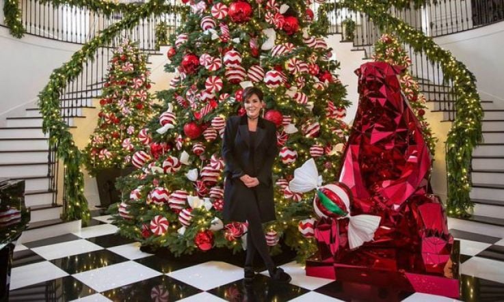 The Kardashian house at Kristmas is actual insanity