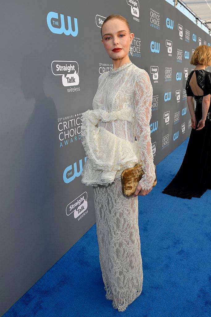 SANTA MONICA, CA - JANUARY 11:  Actor Kate Bosworth attends The 23rd Annual Critics' Choice Awards at Barker Hangar on January 11, 2018 in Santa Monica, California.  (Photo by Matt Winkelmeyer/Getty Images for The Critics' Choice Awards  )