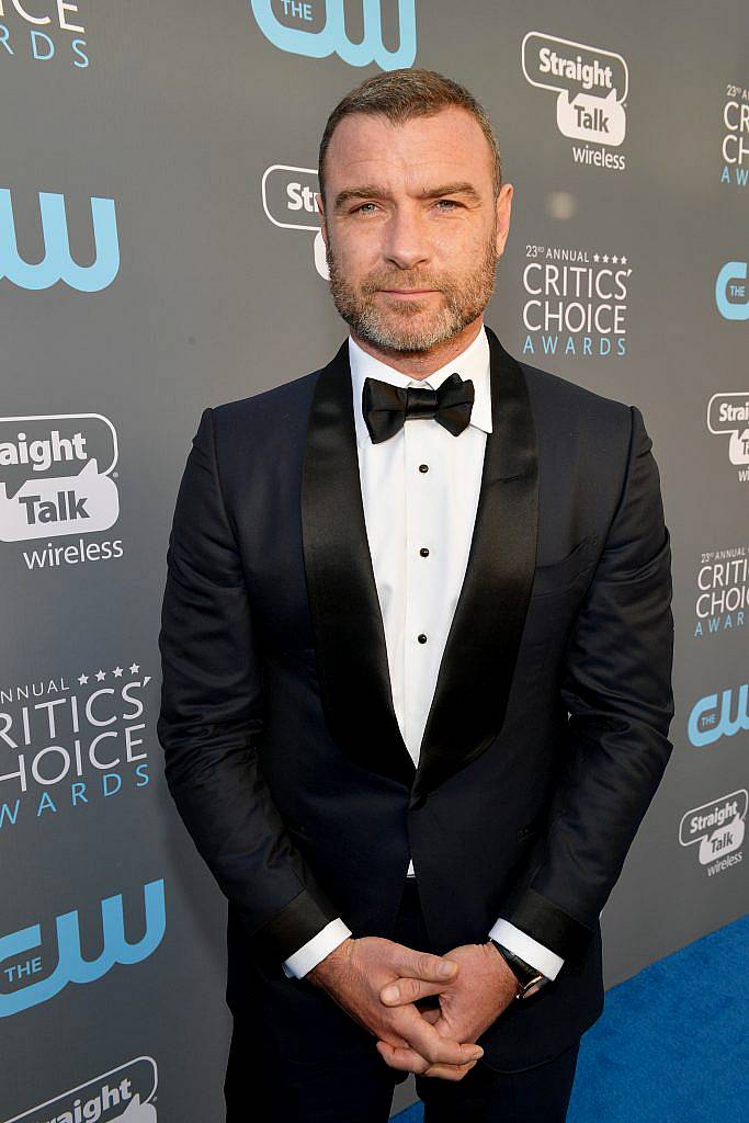 SANTA MONICA, CA - JANUARY 11:  Actor Liev Schreiber attends The 23rd Annual Critics' Choice Awards at Barker Hangar on January 11, 2018 in Santa Monica, California.  (Photo by Matt Winkelmeyer/Getty Images for The Critics' Choice Awards  )