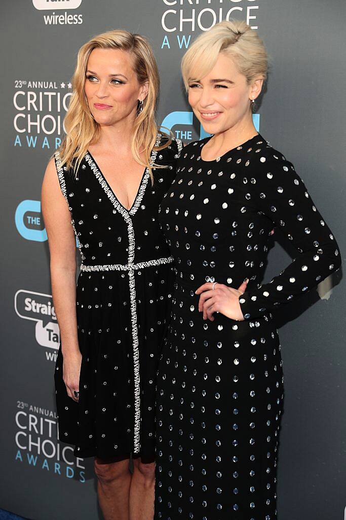 SANTA MONICA, CA - JANUARY 11:  Reese Witherspoon and Emilia Clarke attend The 23rd Annual Critics' Choice Awards at Barker Hangar on January 11, 2018 in Santa Monica, California.  (Photo by Christopher Polk/Getty Images for The Critics' Choice Awards  )