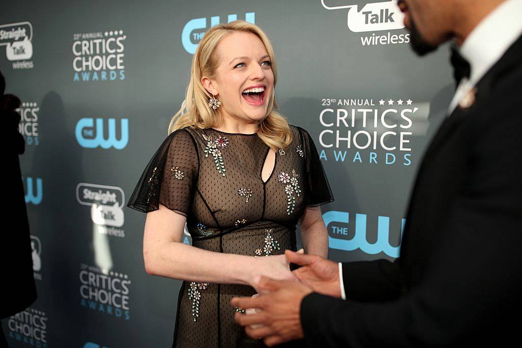 SANTA MONICA, CA - JANUARY 11:  Actor Elisabeth Moss attends The 23rd Annual Critics' Choice Awards at Barker Hangar on January 11, 2018 in Santa Monica, California.  (Photo by Christopher Polk/Getty Images for The Critics' Choice Awards  )