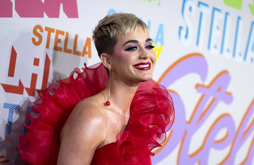 Singer Katy Perry attends the Stella McCartney Autumn 2018 womenswear collection and Autumn Winter 2018 menswear collection on January 16, 2018, in Hollywood, California.  (Photo by VALERIE MACON/AFP/Getty Images)