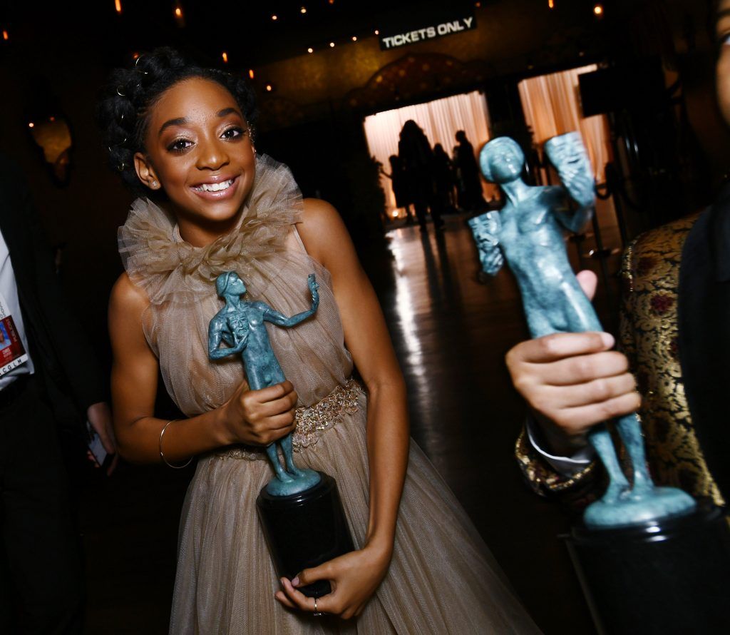 Actors Eris Baker (L) and Lonnie Chavis, co-winners of the the Outstanding Performance by an Ensemble in a Drama Series award for 'This Is Us,' attends the 24th Annual Screen Actors Guild Awards at The Shrine Auditorium on January 21, 2018 in Los Angeles, California.  (Photo by Emma McIntyre/Getty Images for Turner Image)