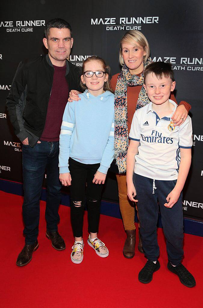 Bernard Dunne with Pamela Dunne and children Finnian and Caoimhe at the special preview screening of Maze Runner - The Death Cure at Cineworld IMAX, Dublin. Photo by Brian McEvoy