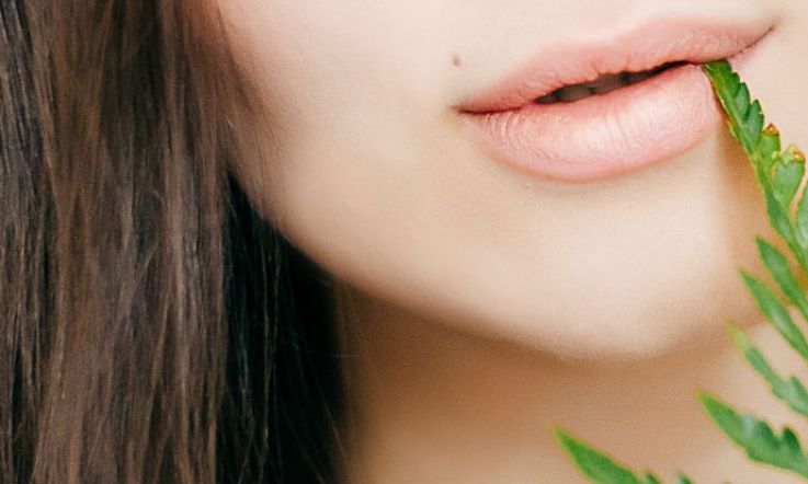This new lipgloss is an incredible makeup breakthrough