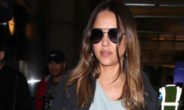 Who? What? Wear? Jessica Alba at the airport in THE most appropriate flight outfit