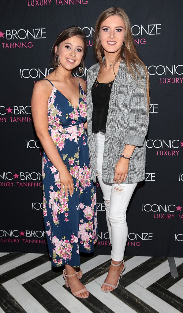 Alicia Kehoe and Sinead Donovan at the Iconic Bronze Extra Dark Tan launch at the Ivy Garden Hotel, Dublin. Picture: Brian McEvoy
