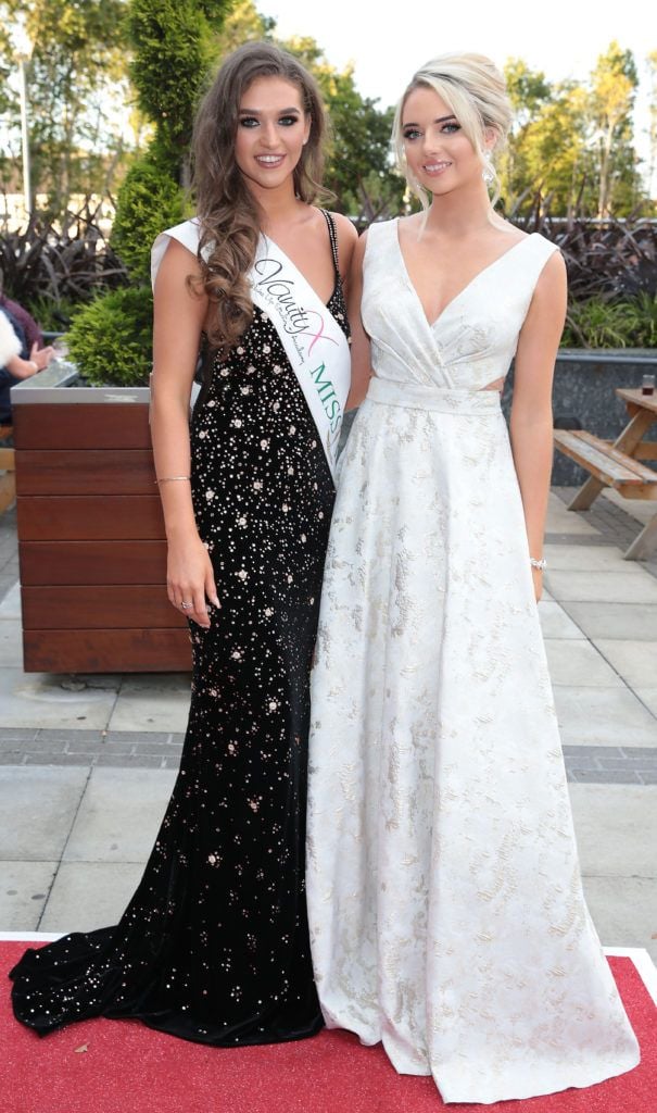 Miss Ireland 2017 Lauren McDonagh and 2017 runner up Tara O Leary at the grand final of Miss Ireland 2018 in association with RNR Fits at the Helix Theatre, Dublin. Photo by Brian McEvoy