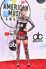 American Music Awards 2018 - Red Carpet