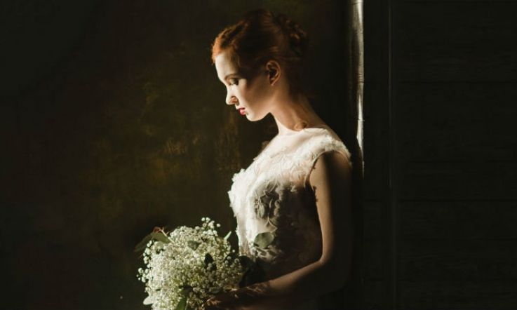 This is a great hair idea for New Year's Eve brides to ring in the New Year
