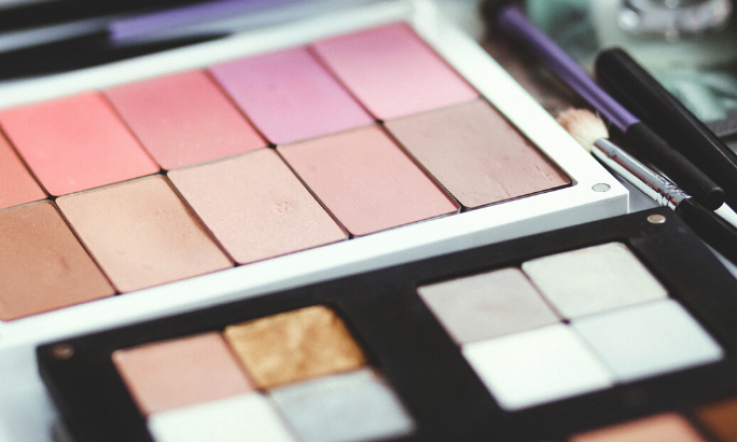 Here's How To Tell If Your Makeup Has Expired