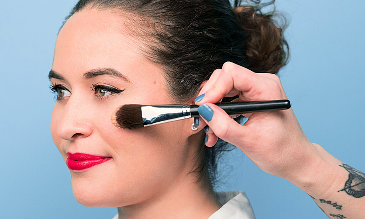 The Best Way To Apply Blush According To Your Face Shape