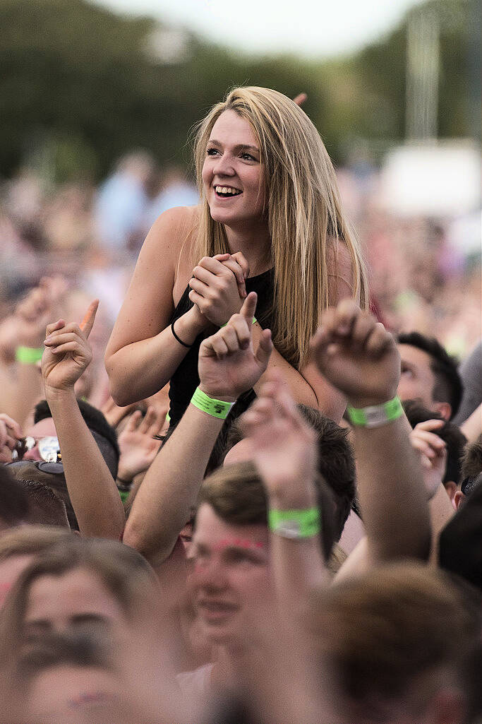 PLYMOUTH, ENGLAND - JULY 22:  Fans enjoy the MTV Crashes Plymouth concert at Plymouth Hoe on July 22, 2014 in Plymouth, England.  (Photo by Matthew Horwood/Getty Images for MTV UK)