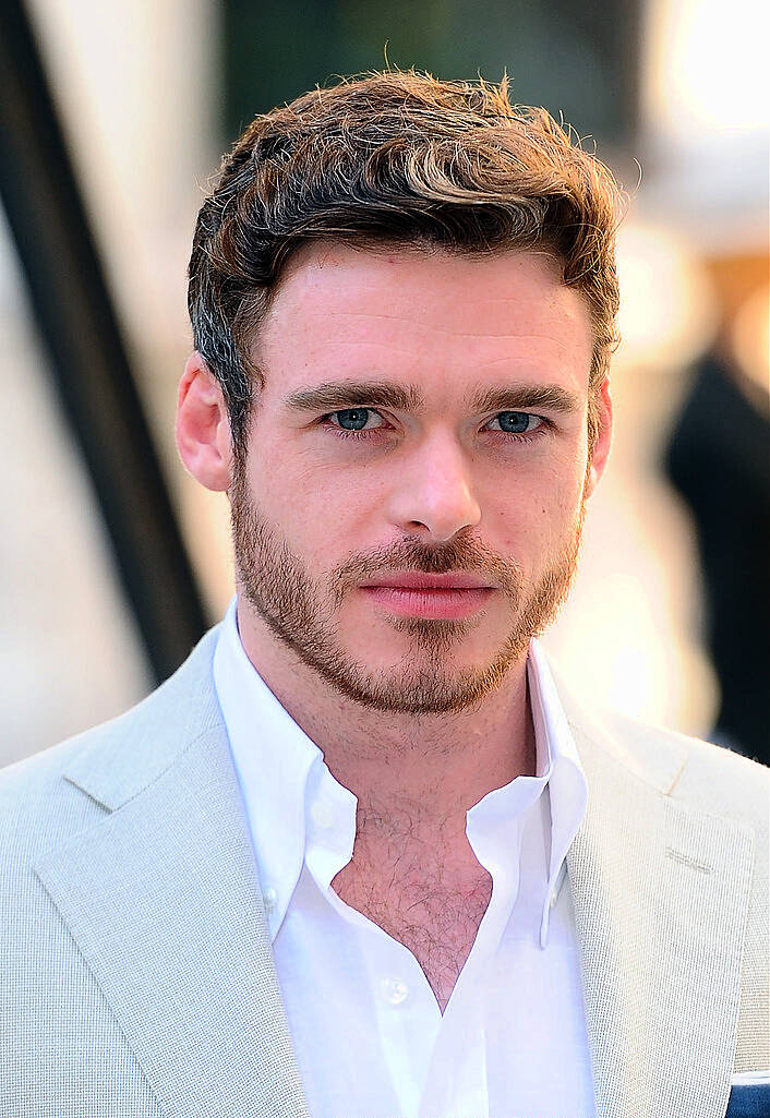 LONDON, ENGLAND - JUNE 03:  Richard Madden attends the Royal Academy of Arts Summer Exhibition on June 3, 2015 in London, England.  (Photo by Stuart C. Wilson/Getty Images)