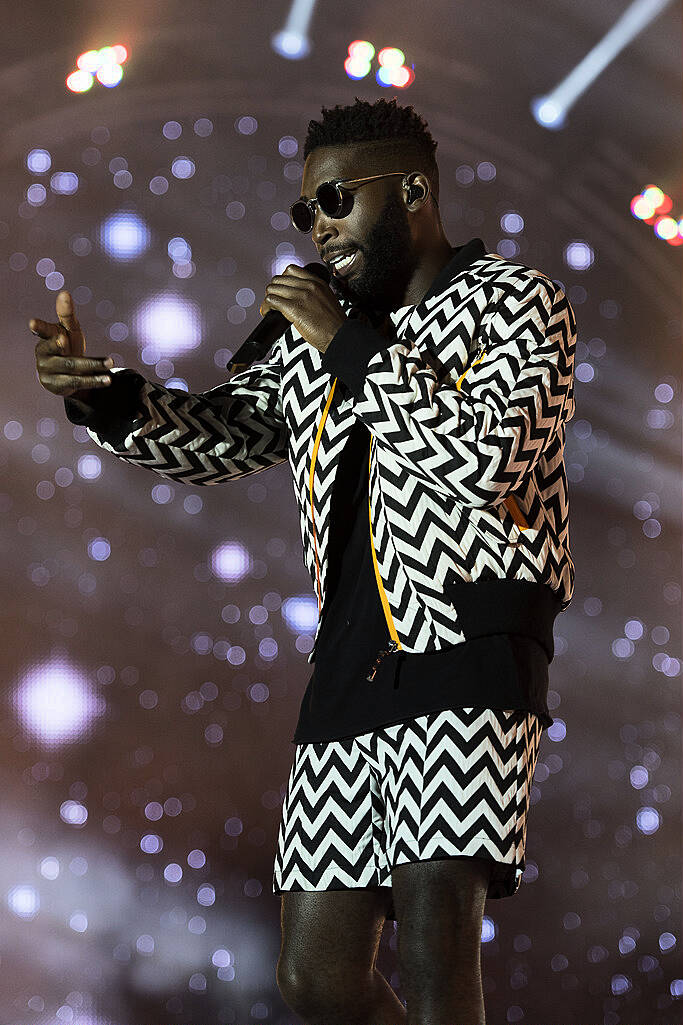 PLYMOUTH, ENGLAND - JULY 22:  Tinie Tempah performs on stage during MTV Crashes Plymouth at Plymouth Hoe on July 22, 2014 in Plymouth, England.  (Photo by Matthew Horwood/Getty Images for MTV UK)