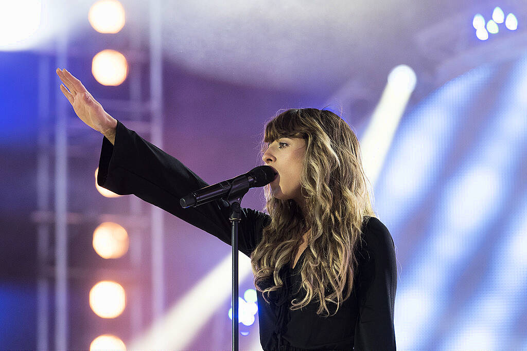 PLYMOUTH, ENGLAND - JULY 22:  Foxes (Louisa Rose Allen) performs on stage during the MTV Crashes Plymouth concert at Plymouth Hoe on July 22, 2014 in Plymouth, England.  (Photo by Matthew Horwood/Getty Images for MTV UK)