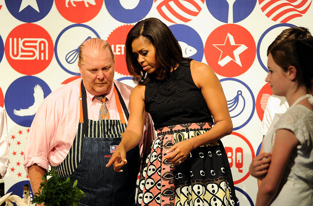 MILAN, ITALY - JUNE 17:  U.S. First Lady Michelle Obama hosts a cooking demonstration for local students at the James Beard American Restaurant on June 17, 2015 in Milan, Italy. (Photo by Pier Marco Tacca/Getty Images)