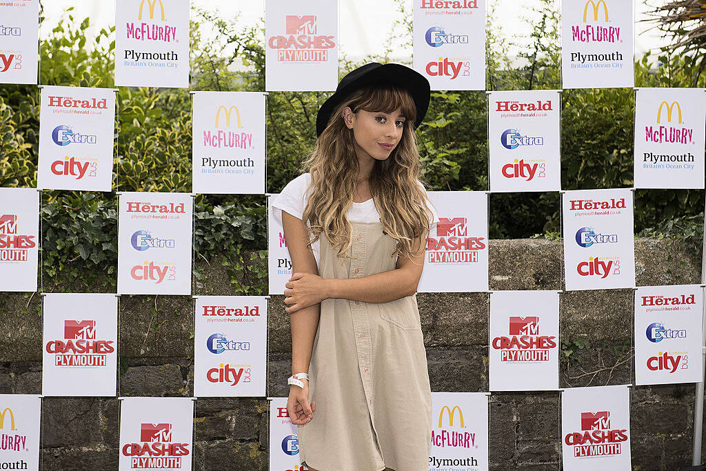 PLYMOUTH, ENGLAND - JULY 22: Foxes (Louisa Rose Allen) poses for the media ahead of the MTV Crashes Plymouth concert at Plymouth Hoe on July 22, 2014 in Plymouth, England.  (Photo by Matthew Horwood/Getty Images for MTV UK)