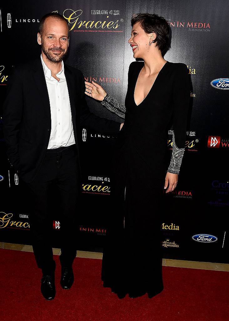 BEVERLY HILLS, CA - MAY 19:  Actors Peter Sarsgaard and  Maggie Gyllenhaal arrive at the 40th Anniversary Gracies Awards at The Beverly Hilton Hotel on May 19, 2015 in Beverly Hills, California.  (Photo by Frazer Harrison/Getty Images)