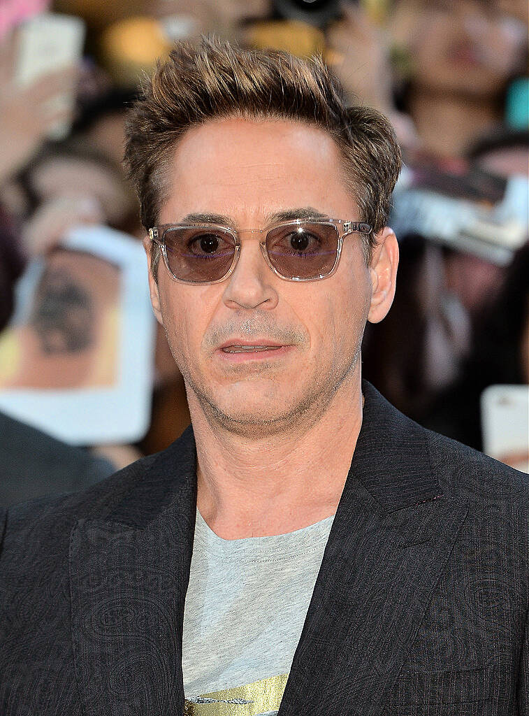 LONDON, ENGLAND - APRIL 21:  Robert Downey Jr attends "The Avengers: Age Of Ultron" European premiere at Westfield London on April 21, 2015 in London, England.  (Photo by Anthony Harvey/Getty Images)