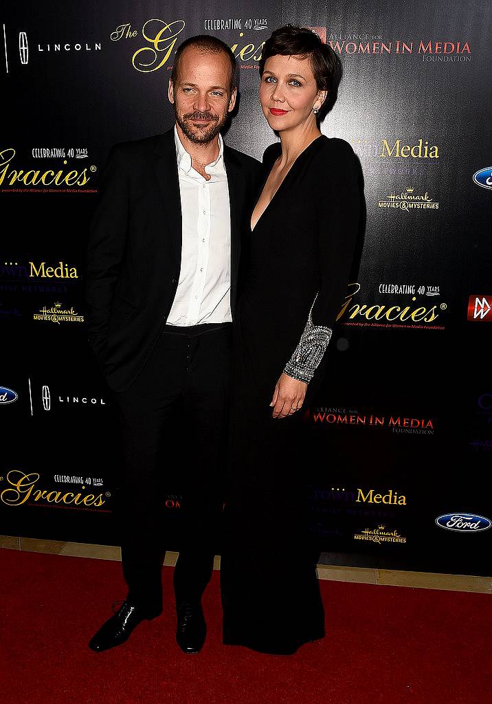 BEVERLY HILLS, CA - MAY 19:  Actors Peter Sarsgaard and  Maggie Gyllenhaal arrive at the 40th Anniversary Gracies Awards at The Beverly Hilton Hotel on May 19, 2015 in Beverly Hills, California.  (Photo by Frazer Harrison/Getty Images)