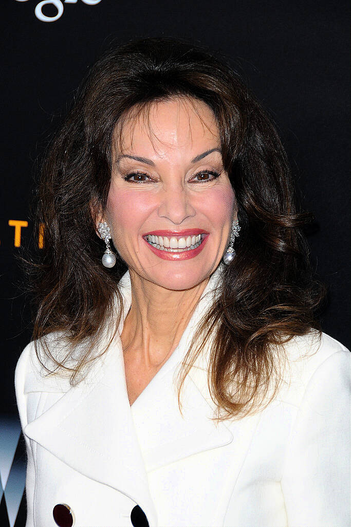 Featuring: Susan Lucci

Ivan Nikolov/WENN.com