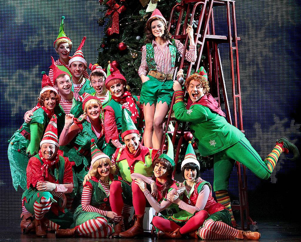 The Elf cast at Bord Gais Energy Theatre | Beaut.ie