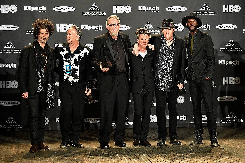 CLEVELAND, OH - APRIL 18:  (L-R) Doyle Bramhall II, Jimmie Vaughan, Reese Wynans, Chris Layton, Tommy Shannon and Gary Clark Jr. attend the 30th Annual Rock And Roll Hall Of Fame Induction Ceremony at Public Hall on April 18, 2015 in Cleveland, Ohio.  (Photo by Michael Loccisano/Getty Images)